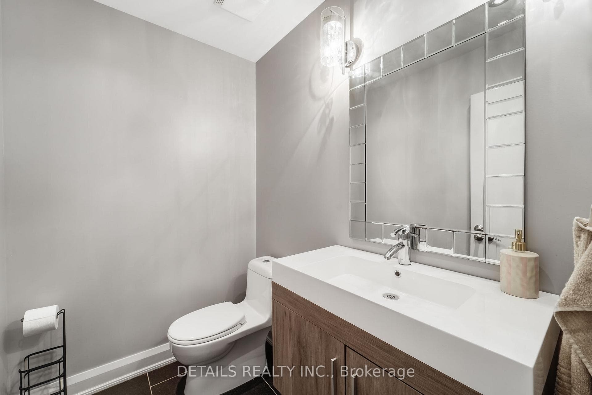 71 Eleanor Drive photo 7