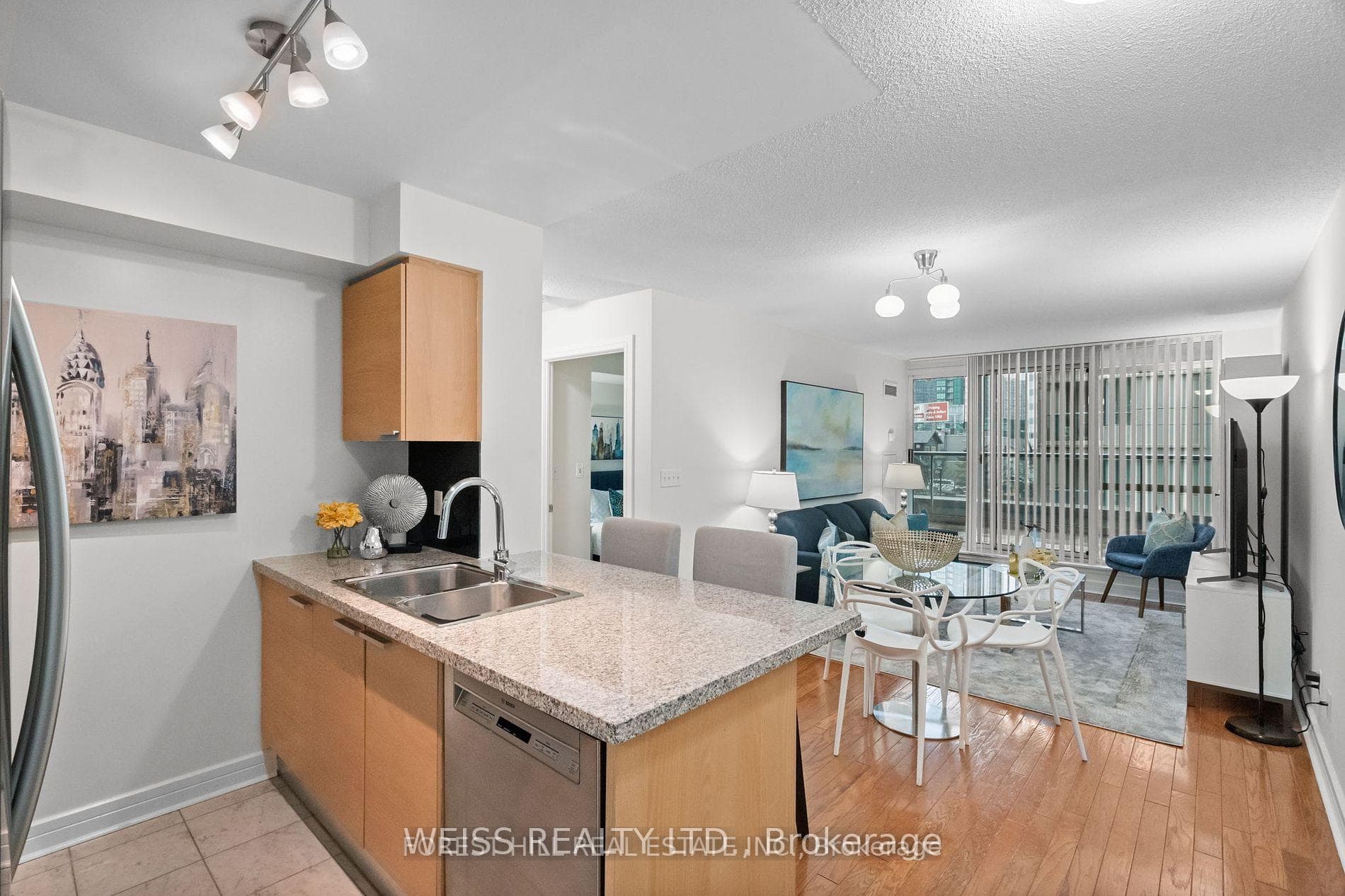 16 Harrison Garden Boulevard Unit 212 photo 16