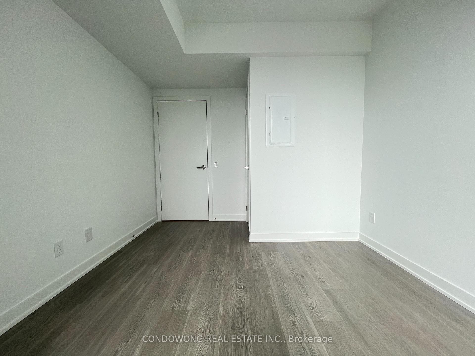 8 Wellesley Street Unit 4510 photo 9