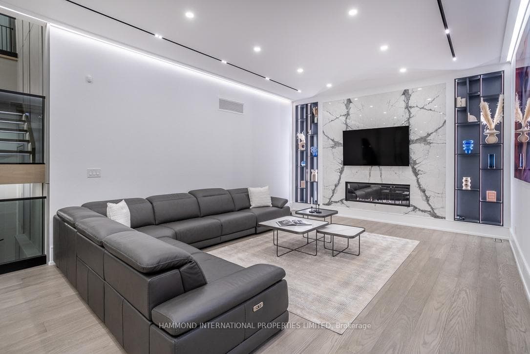114 Dexter Road photo 12