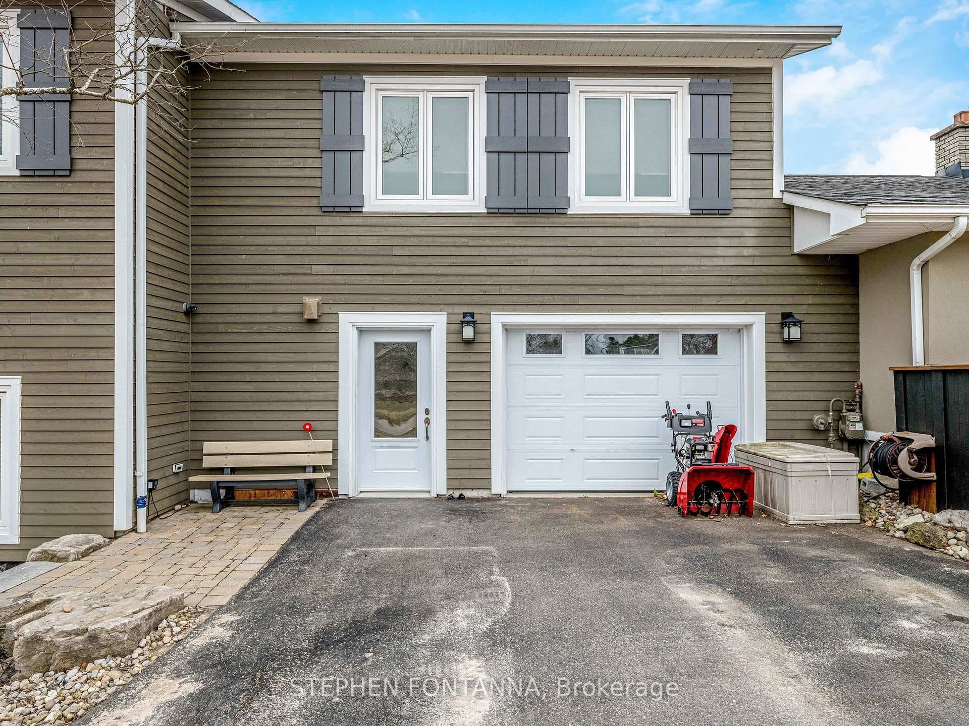 17 Glen Crescent Drive photo 23