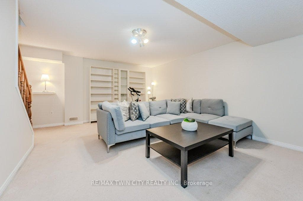 235 Saginaw Parkway Unit 38 photo 13