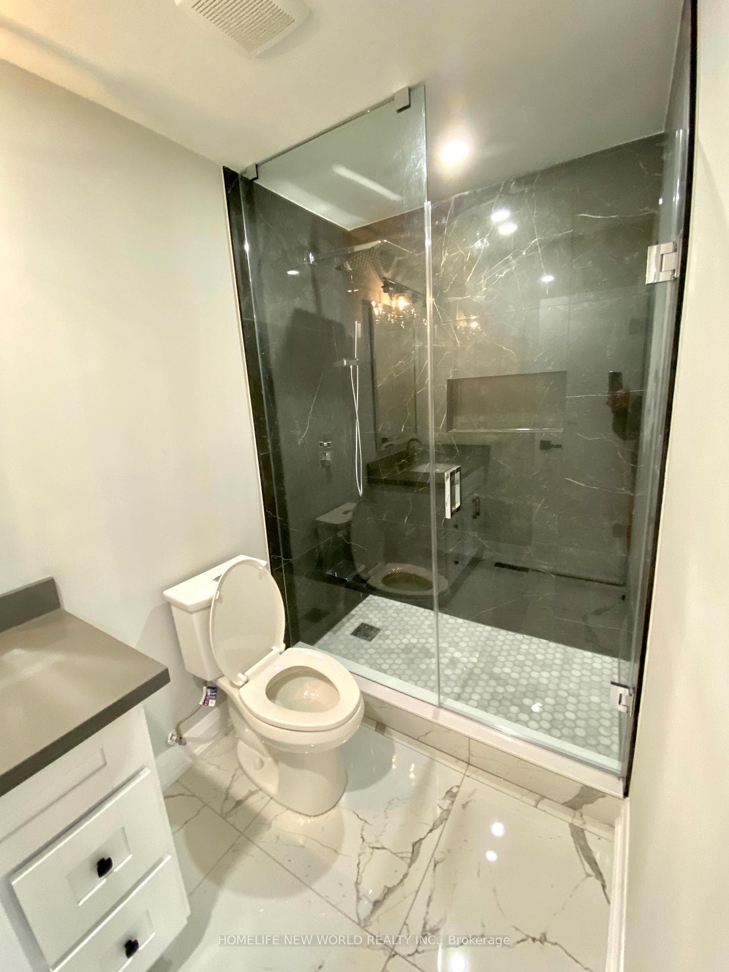 96 Dairis Crescent photo 14