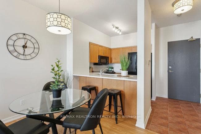 19 Northern Heights Drive Unit 103 photo 9