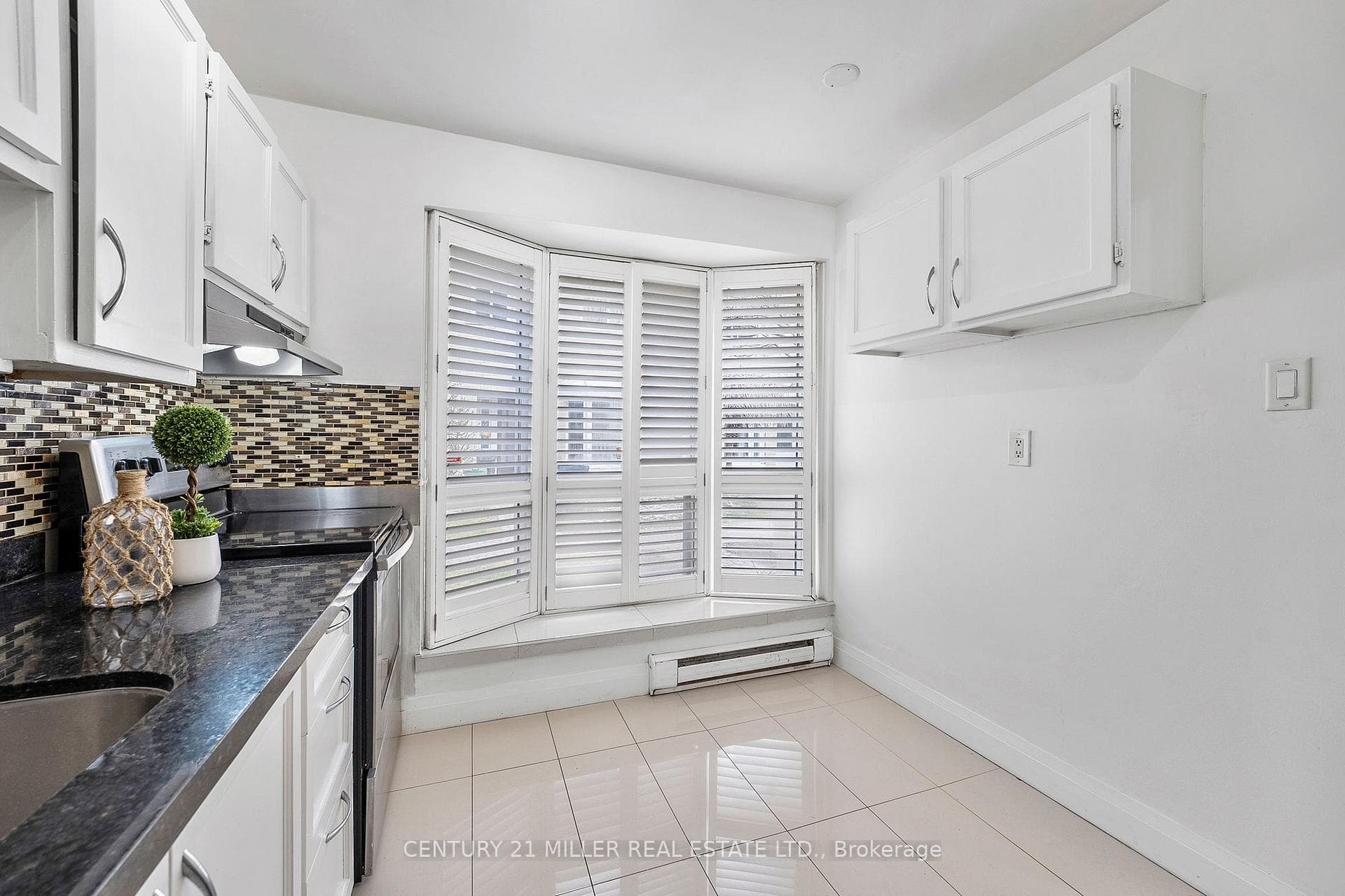 9 Liszt Gate Unit 511 photo 10