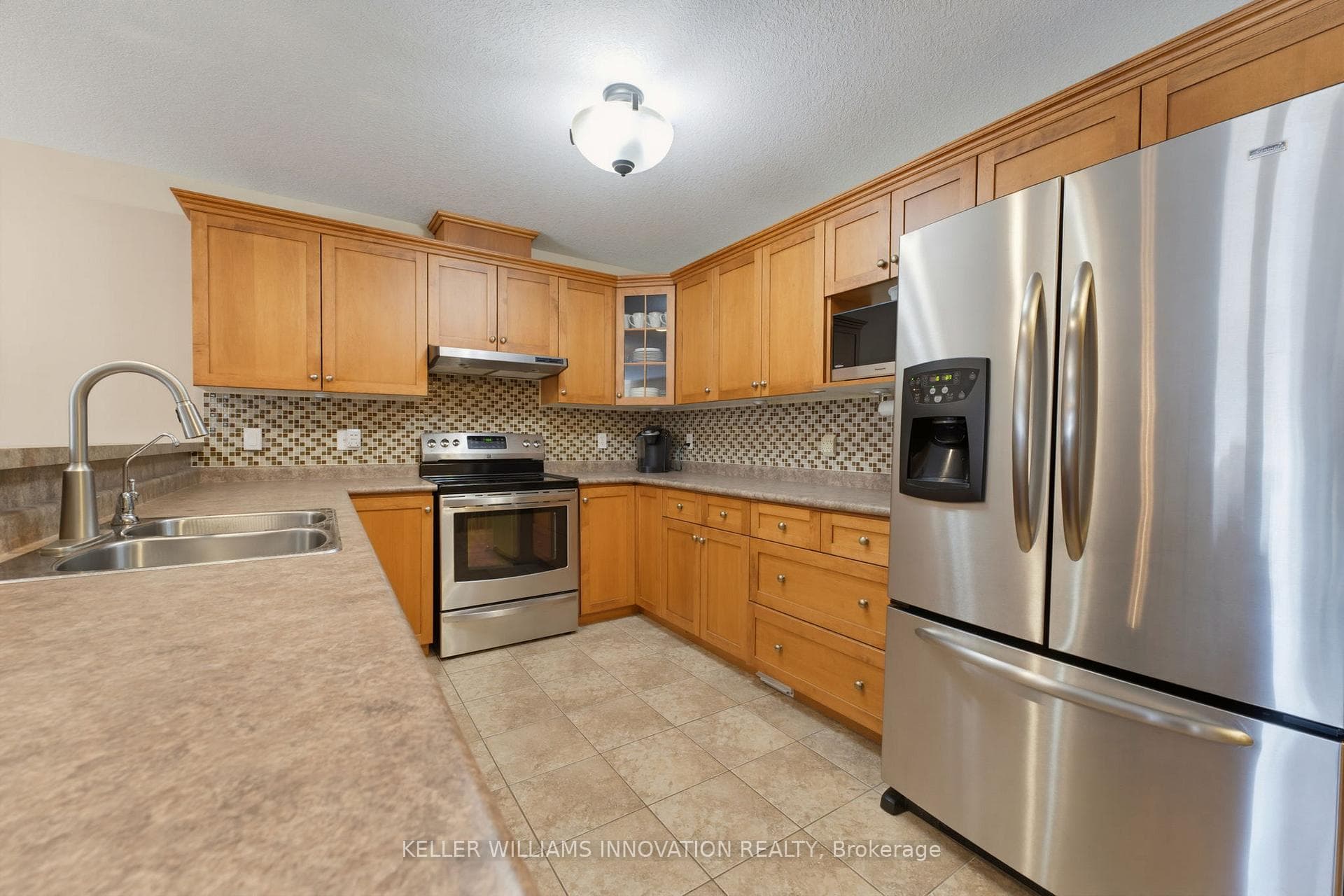 180 Armstrong Street photo 14