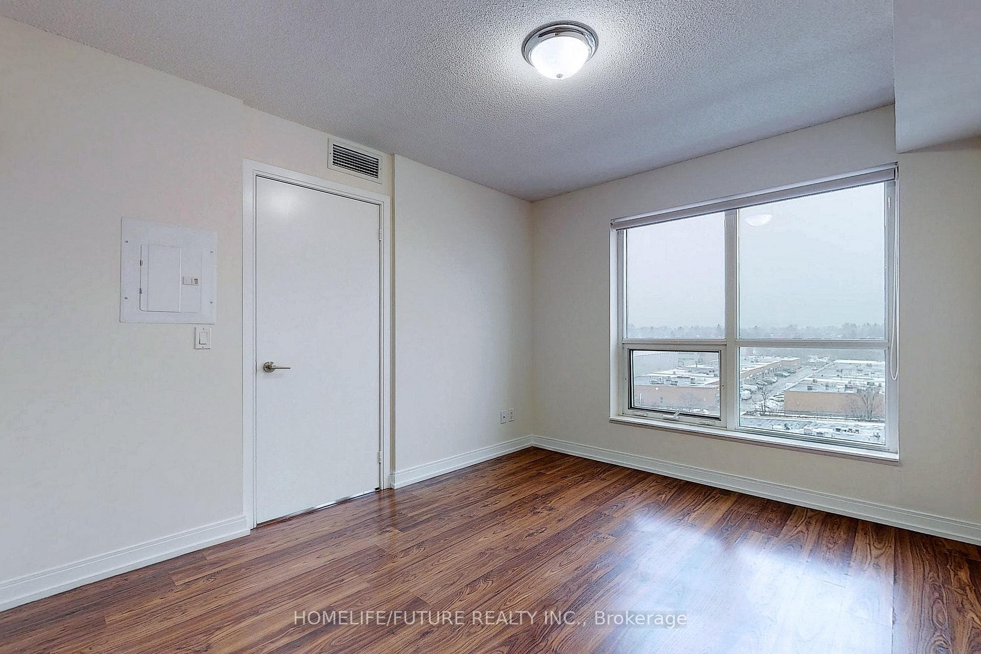 181 Village Green Square Unit 821 photo 11