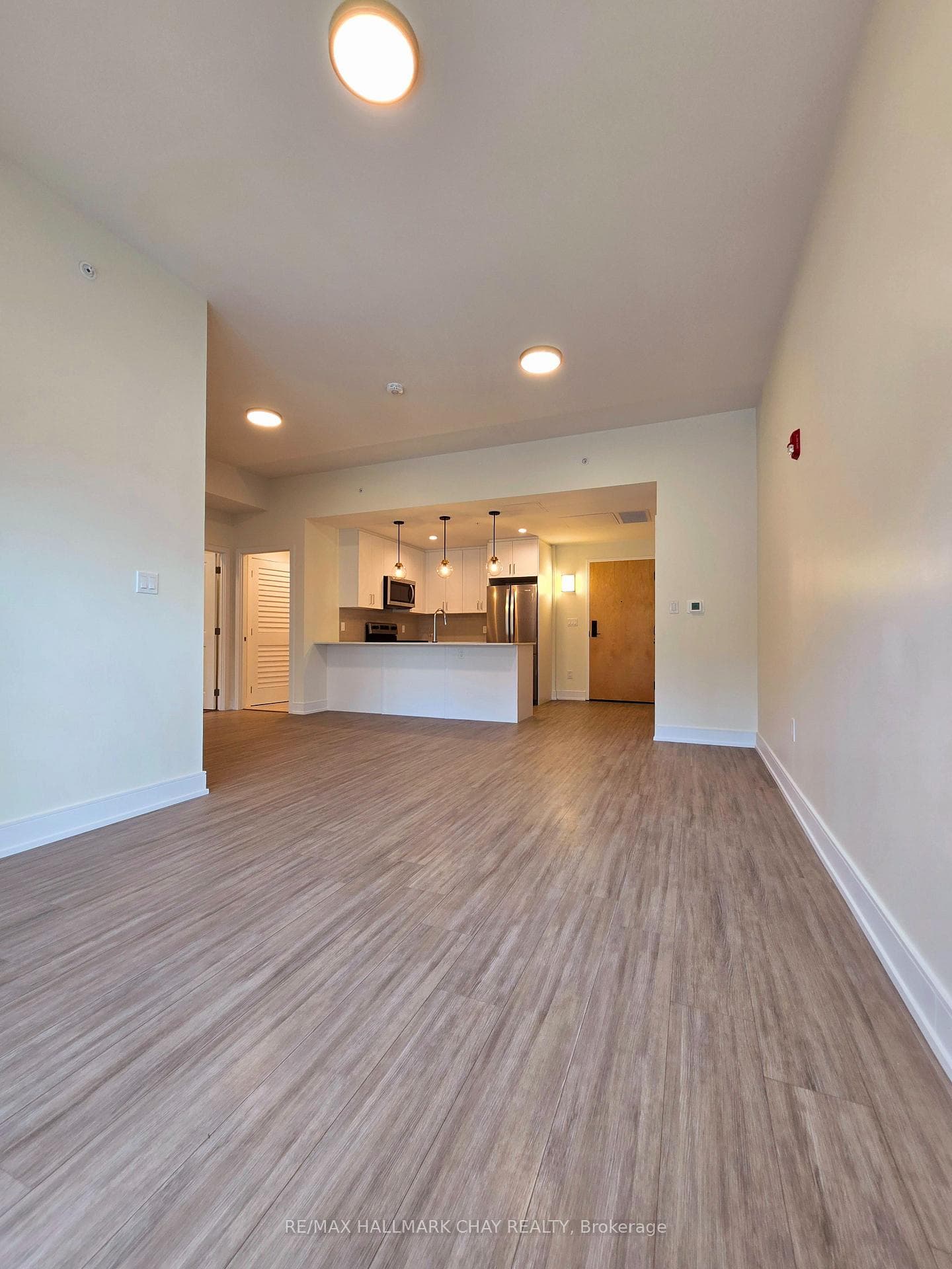 121 Mary Street Unit 207 photo 5