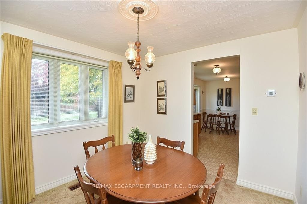 49 Nellida Crescent photo 11