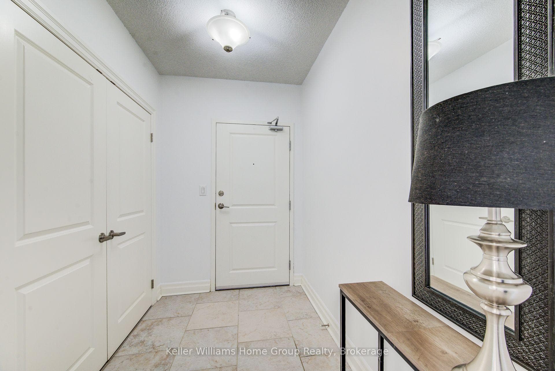 150 Wellington Street Unit 901 photo 2