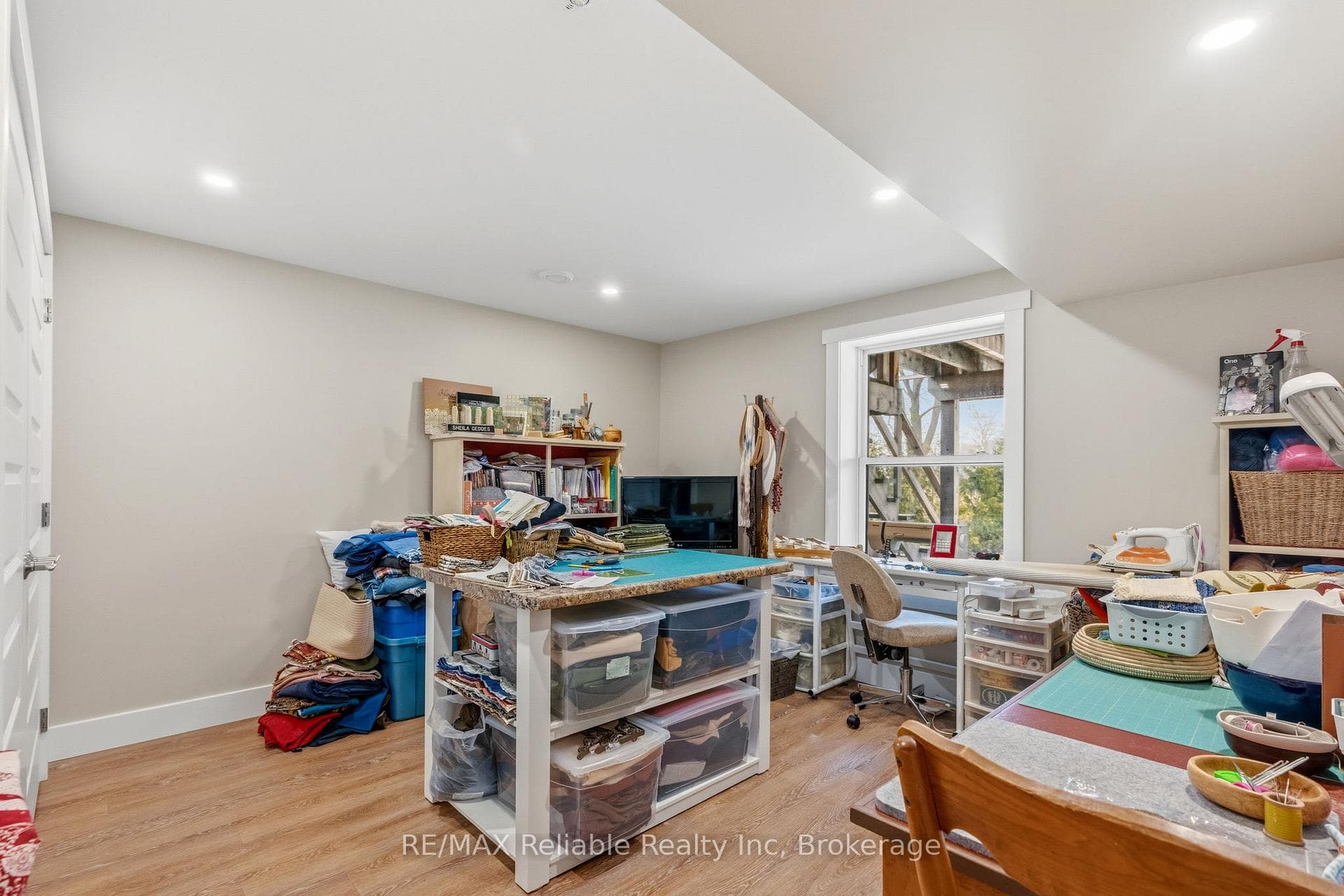 144 James Street photo 35
