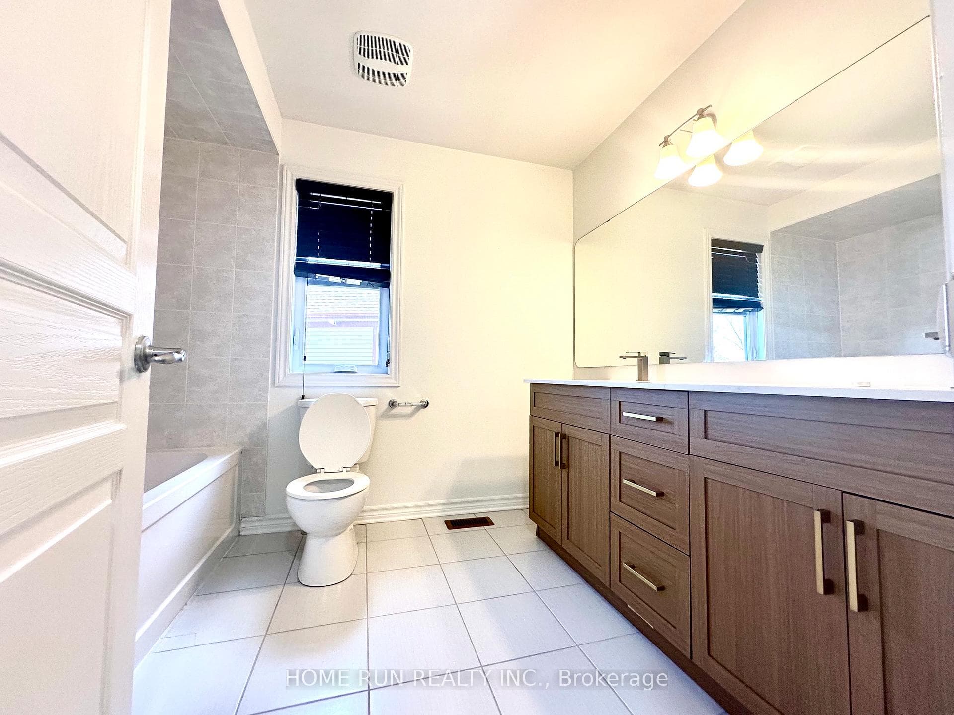 116 Watershield Ridge photo 11