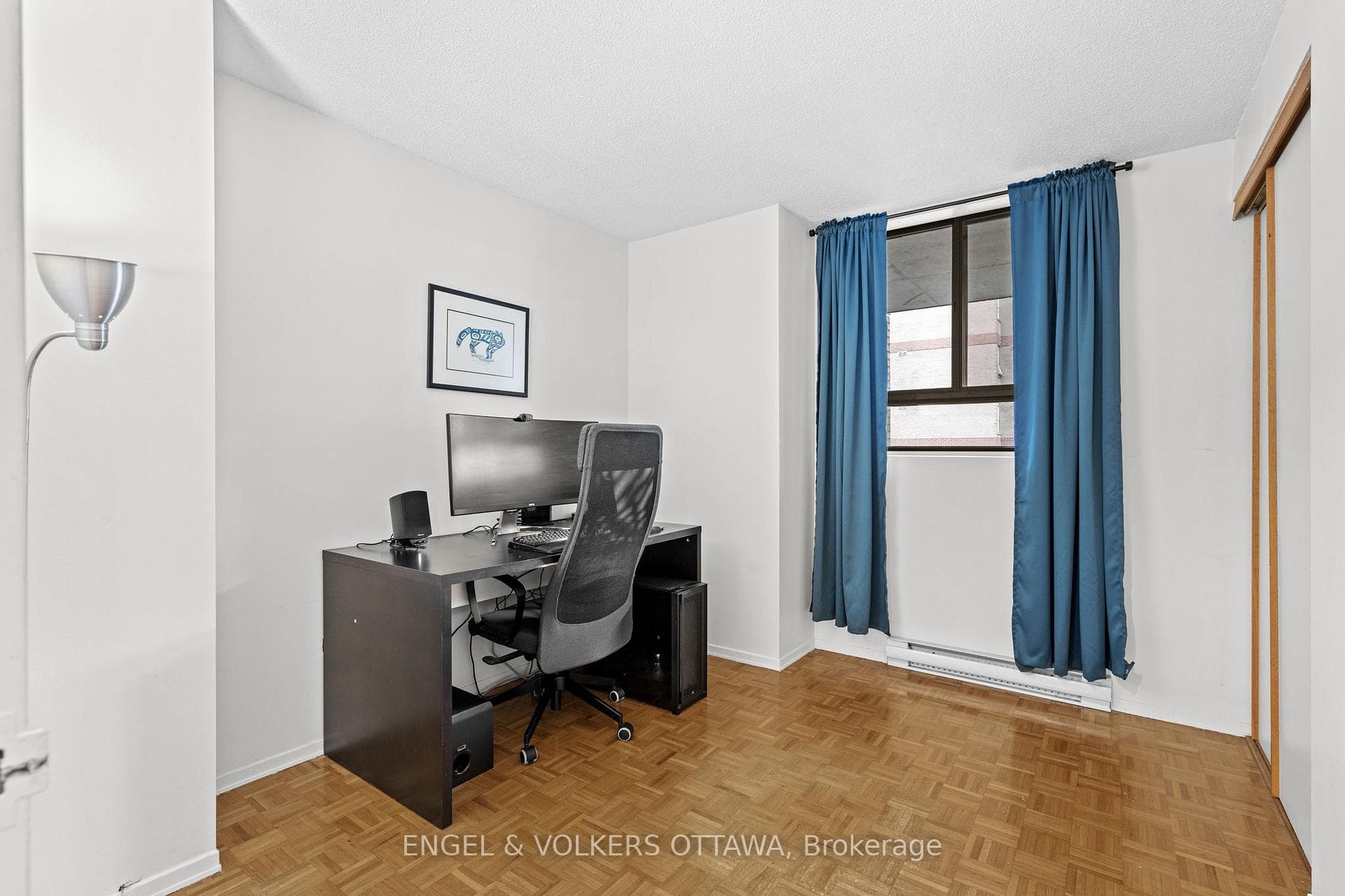 475 LAURIER Avenue Unit 702 photo 23