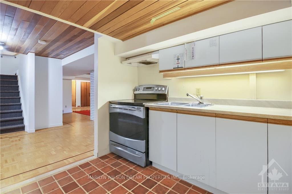 65 MACNABB Place photo 27