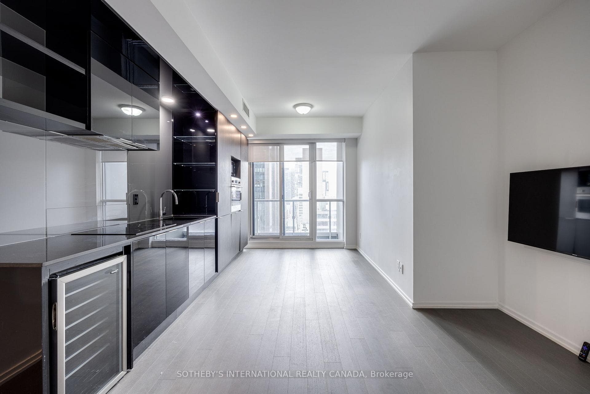 70 Temperance Street Unit 2014 photo 5