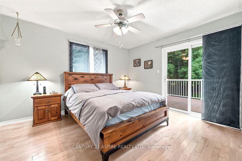 23 Cardinal Crescent photo 15