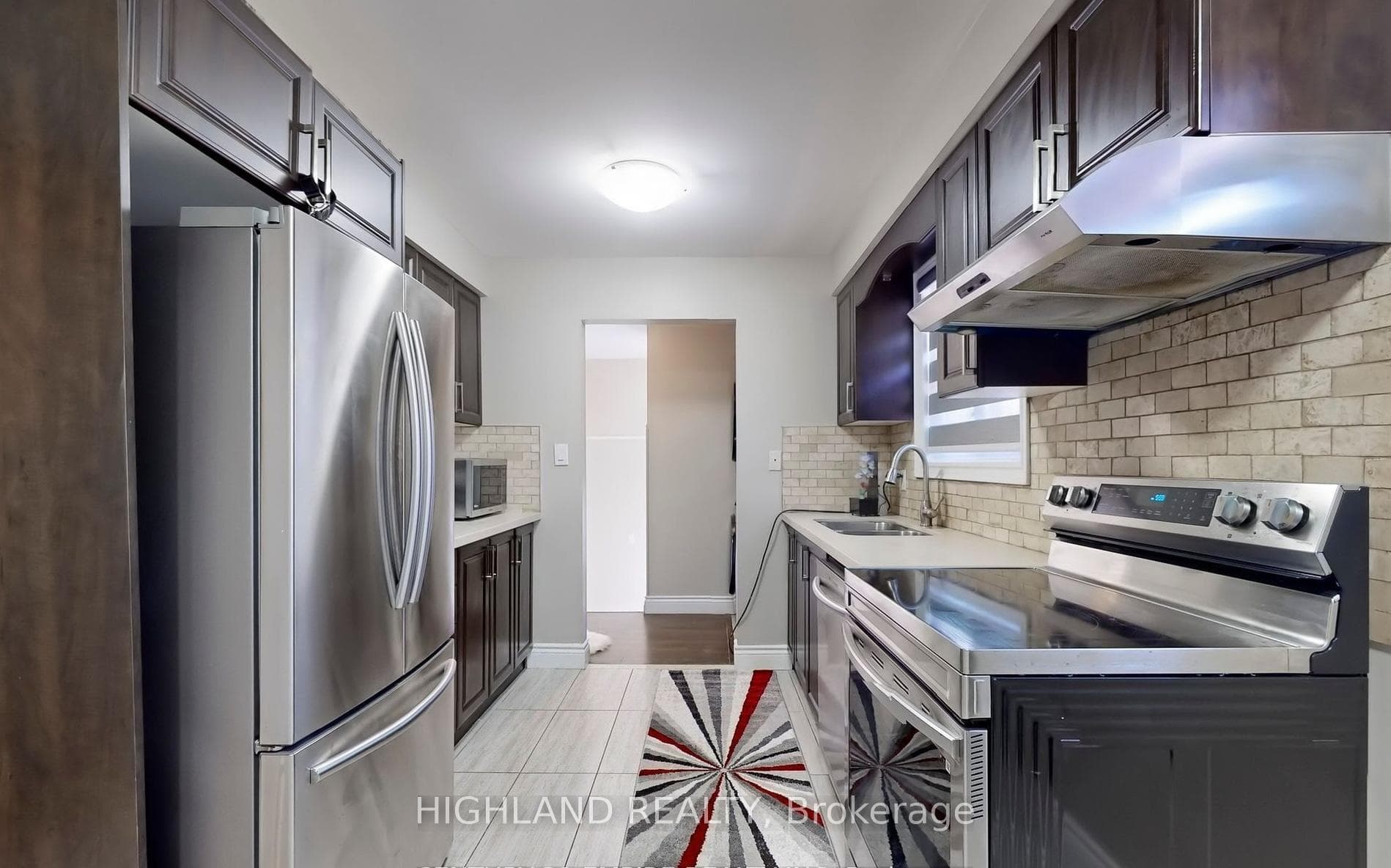 1139 Shadeland Drive Unit Upper Level photo 9
