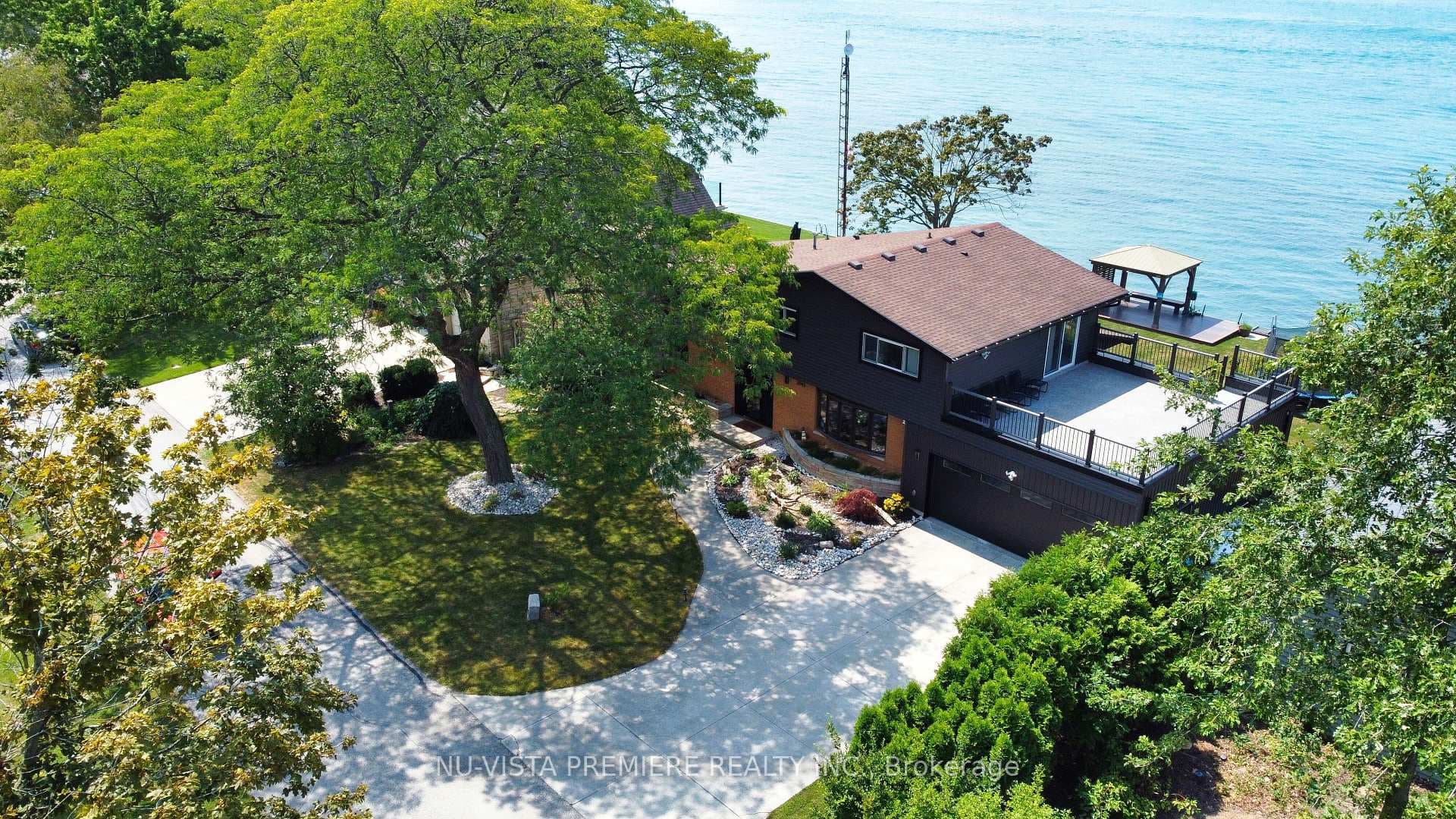 3943 Seaway Road photo 3