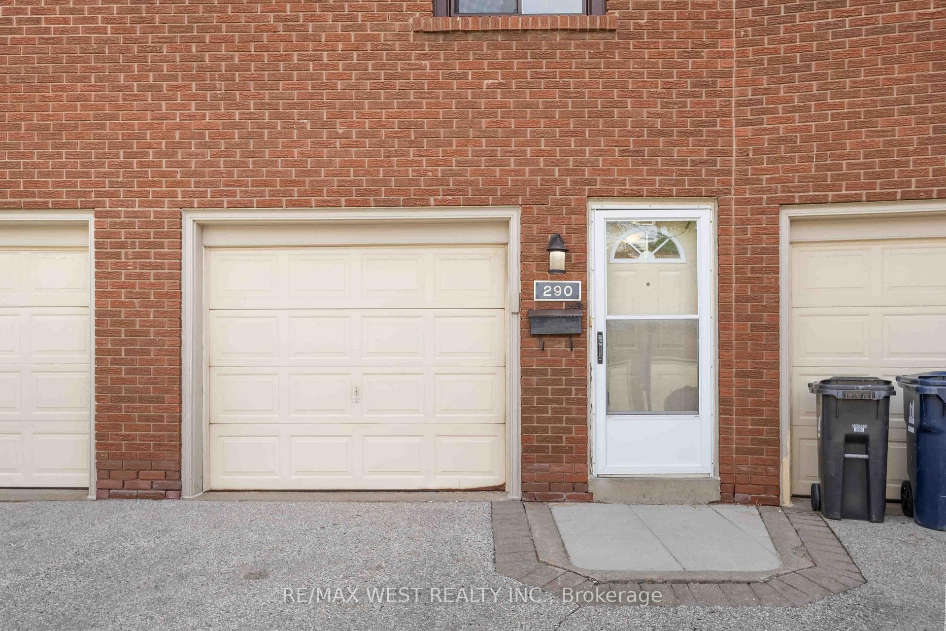 290 Sprucewood Court Unit 45 photo 15