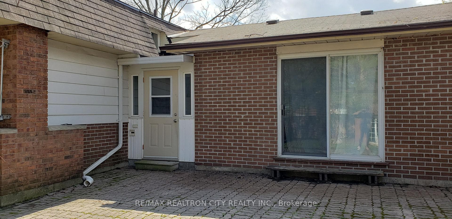 13 Springdale Drive Unit B photo 6