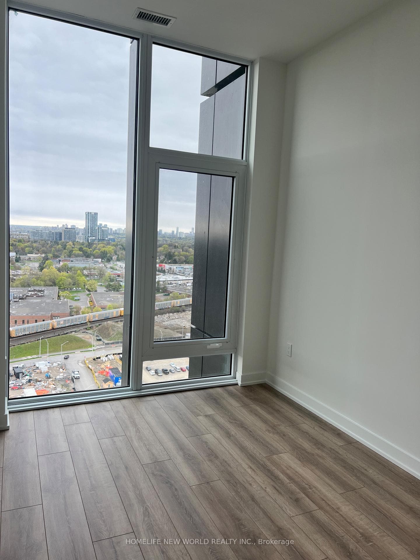 5 Quarrington Lane Unit 2304 photo 5
