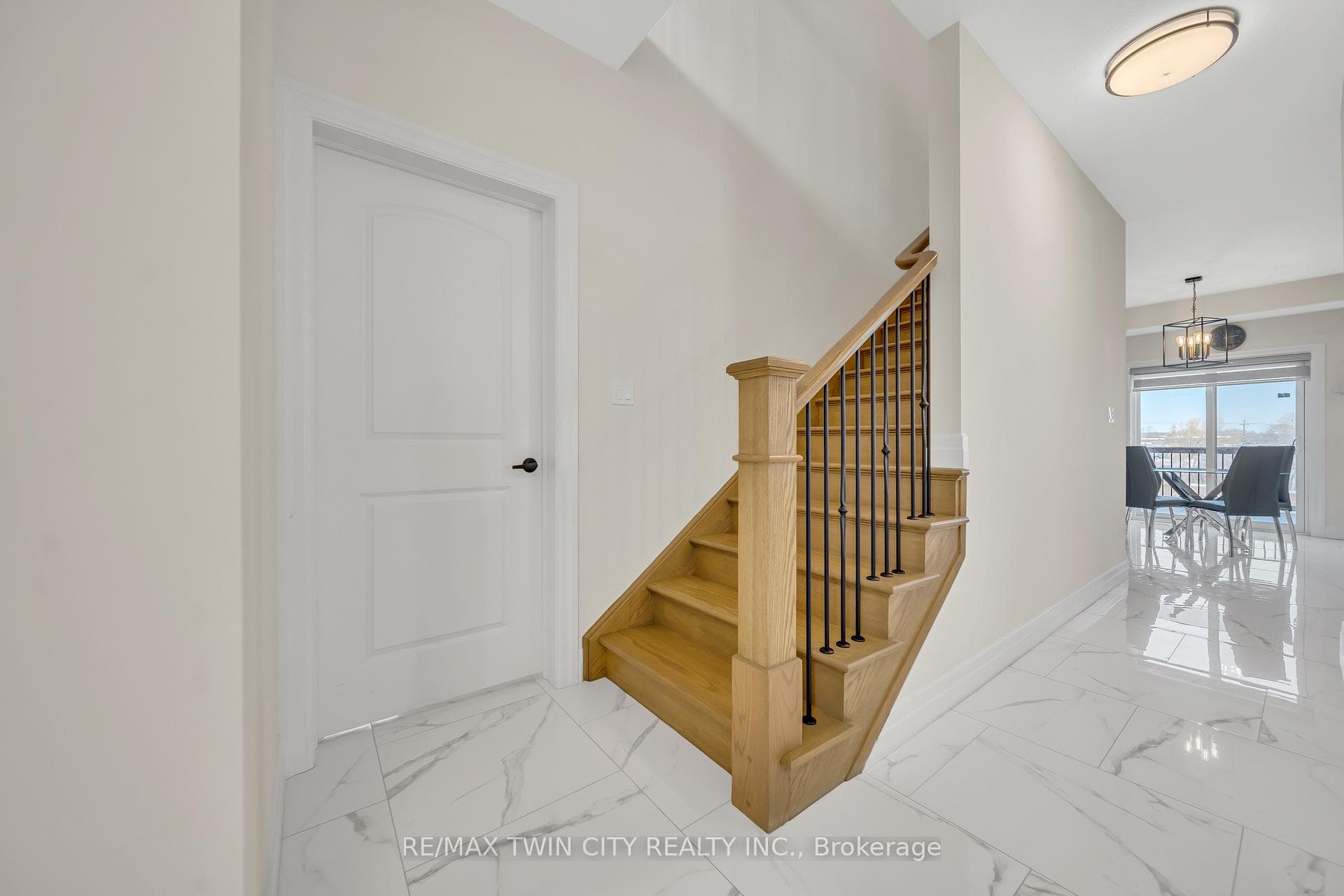 184 Otterbein Road photo 17