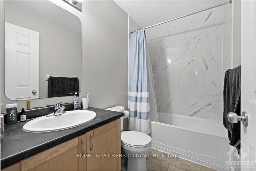 769 CEDAR CREEK Drive photo 19