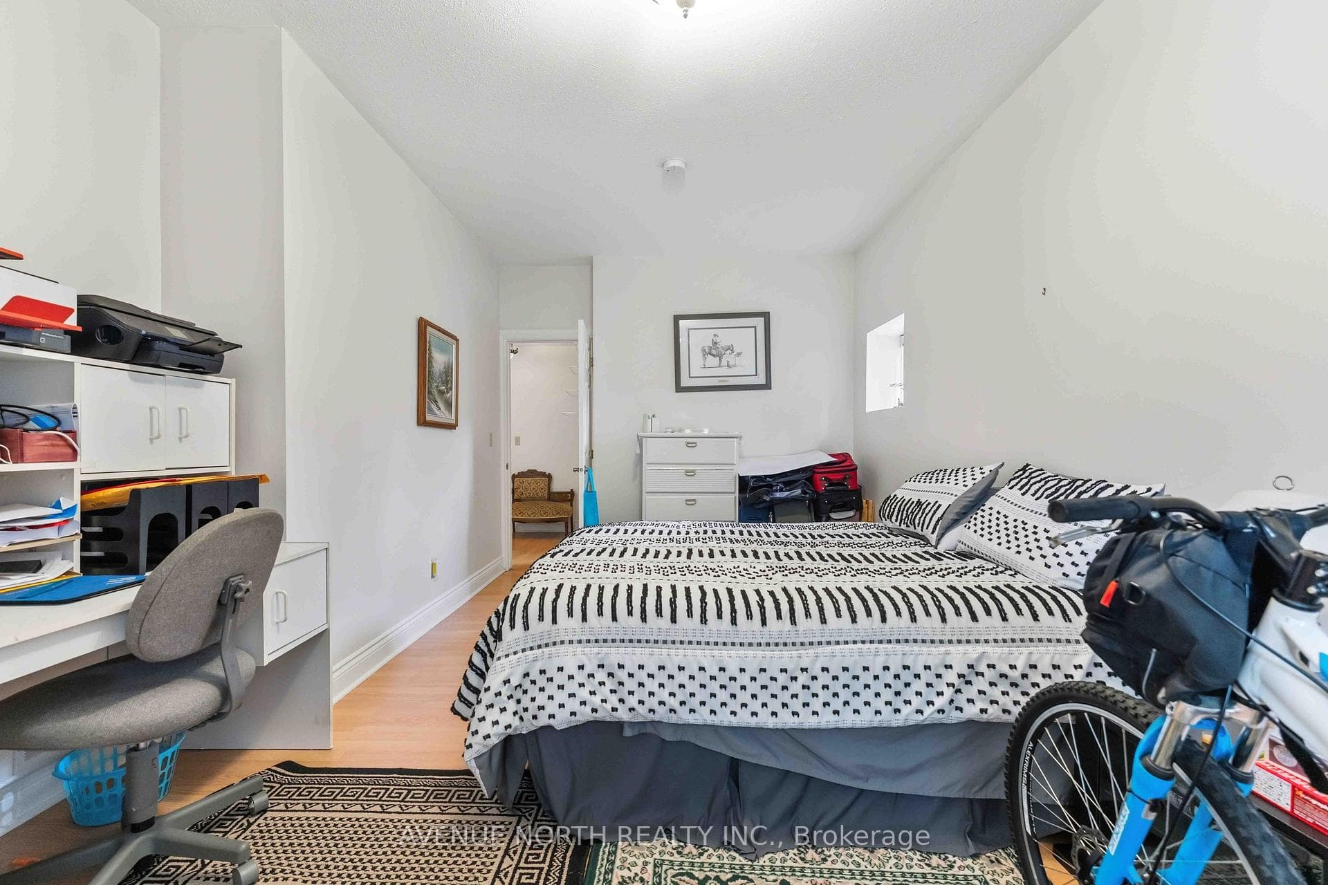 6803 Barsona Place photo 40