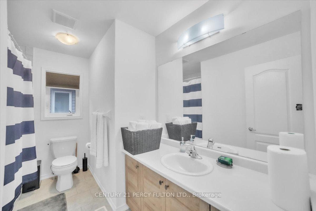 80 Cooke Avenue Unit Main photo 12