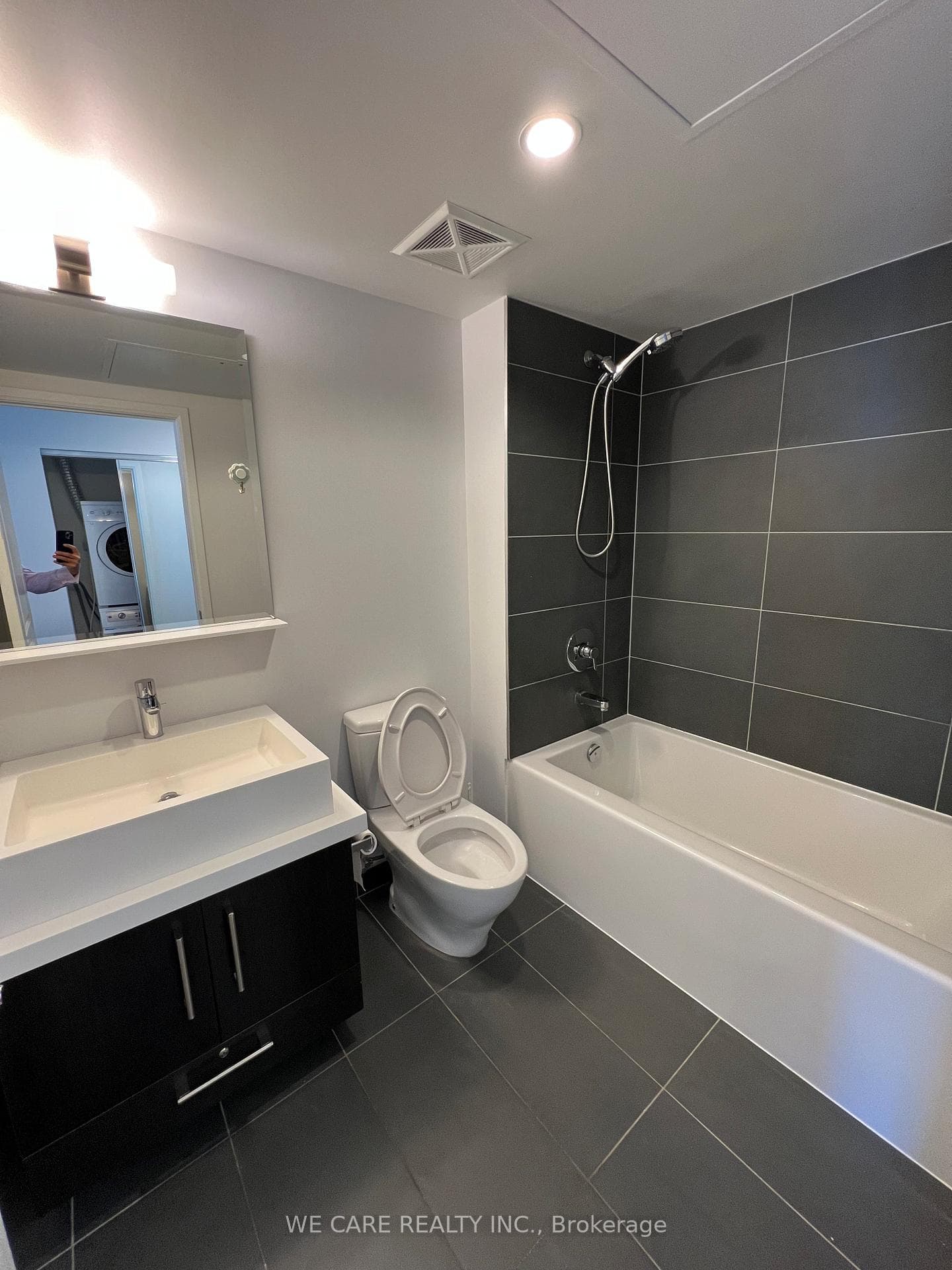 65 St Mary Street Unit 3008 photo 13