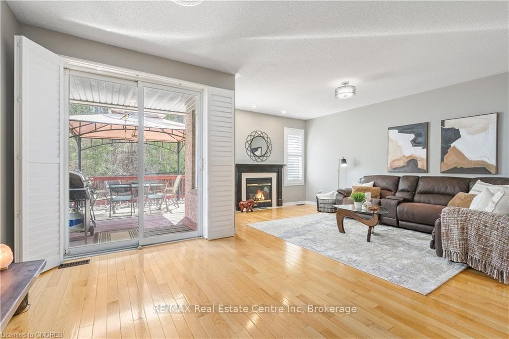 14 ARBORGLEN Drive photo 15