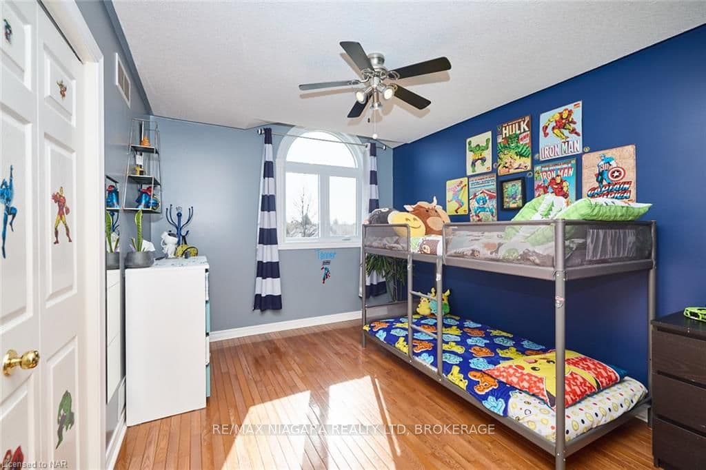 247 BALSAM Street photo 34