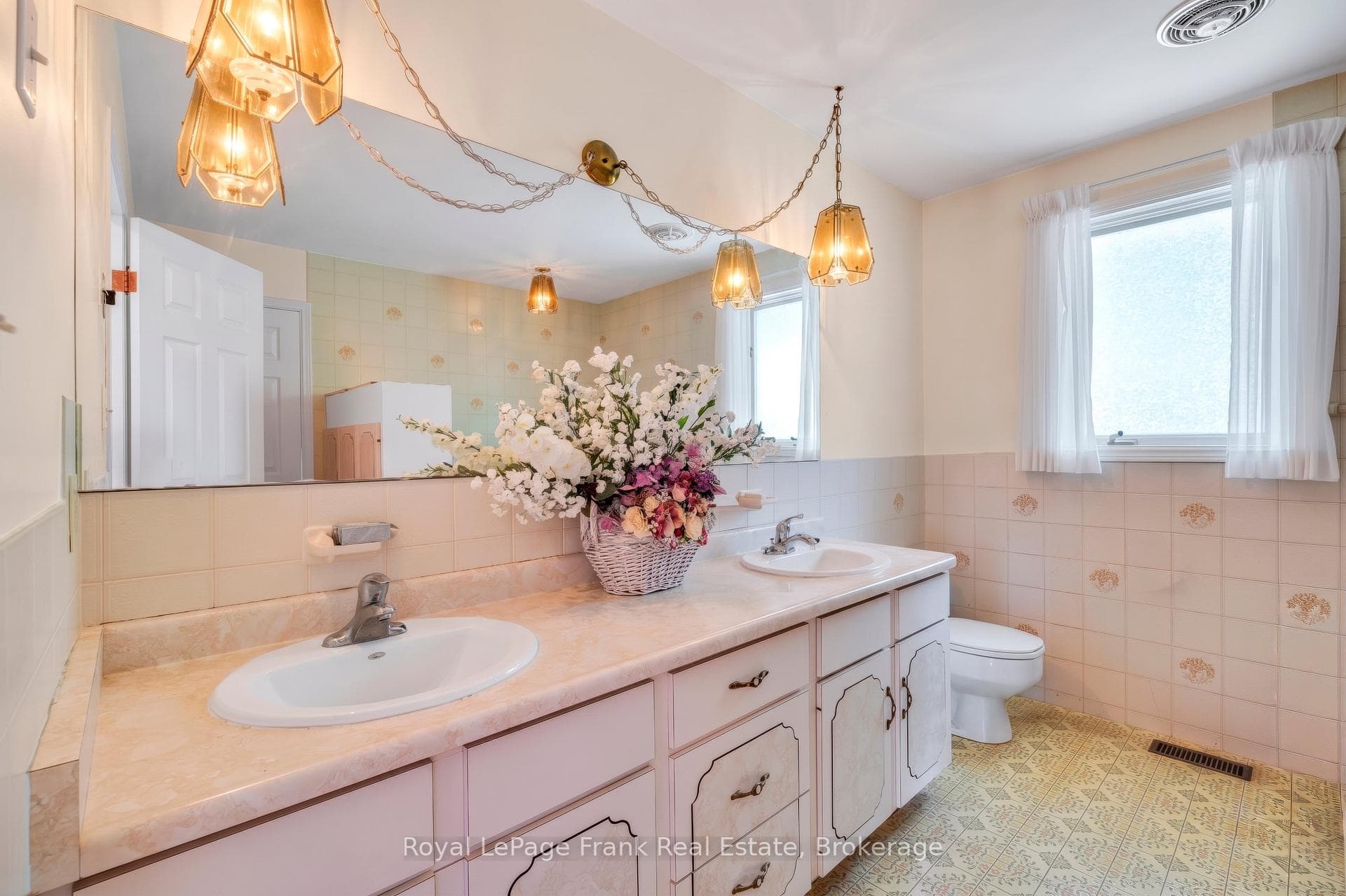5 piece main bath