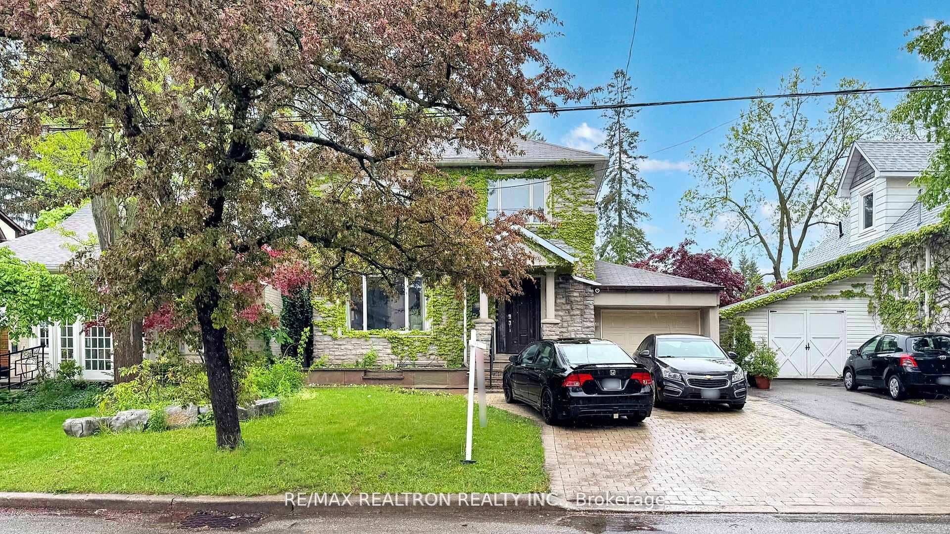 37 Newton Drive photo 2