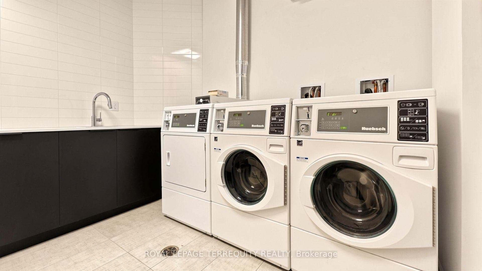 1808 St Clair Avenue Unit 510 photo 40