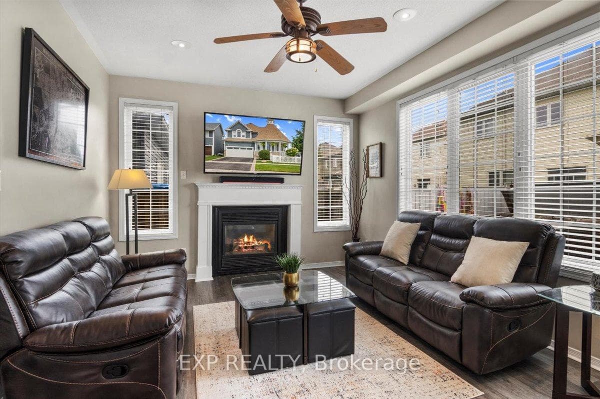 106 Port Of Newcastle Drive photo 9