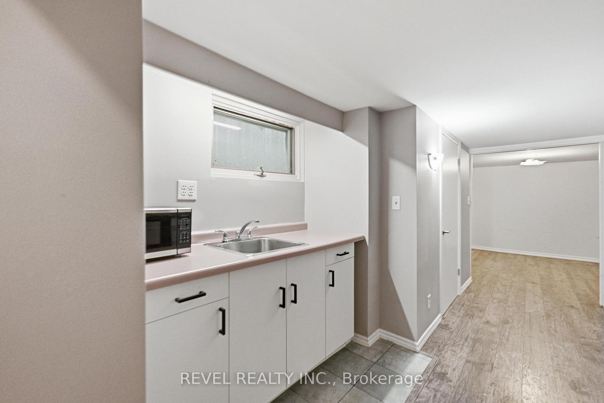 481 Upper Gage Avenue photo 28