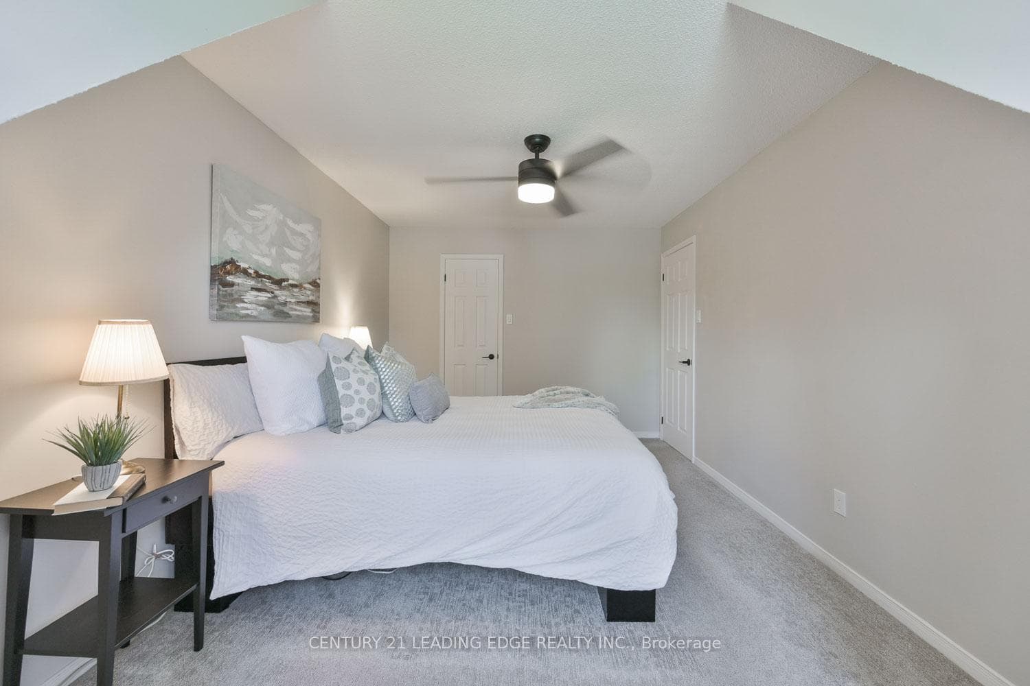 30 McGuire Crescent photo 29