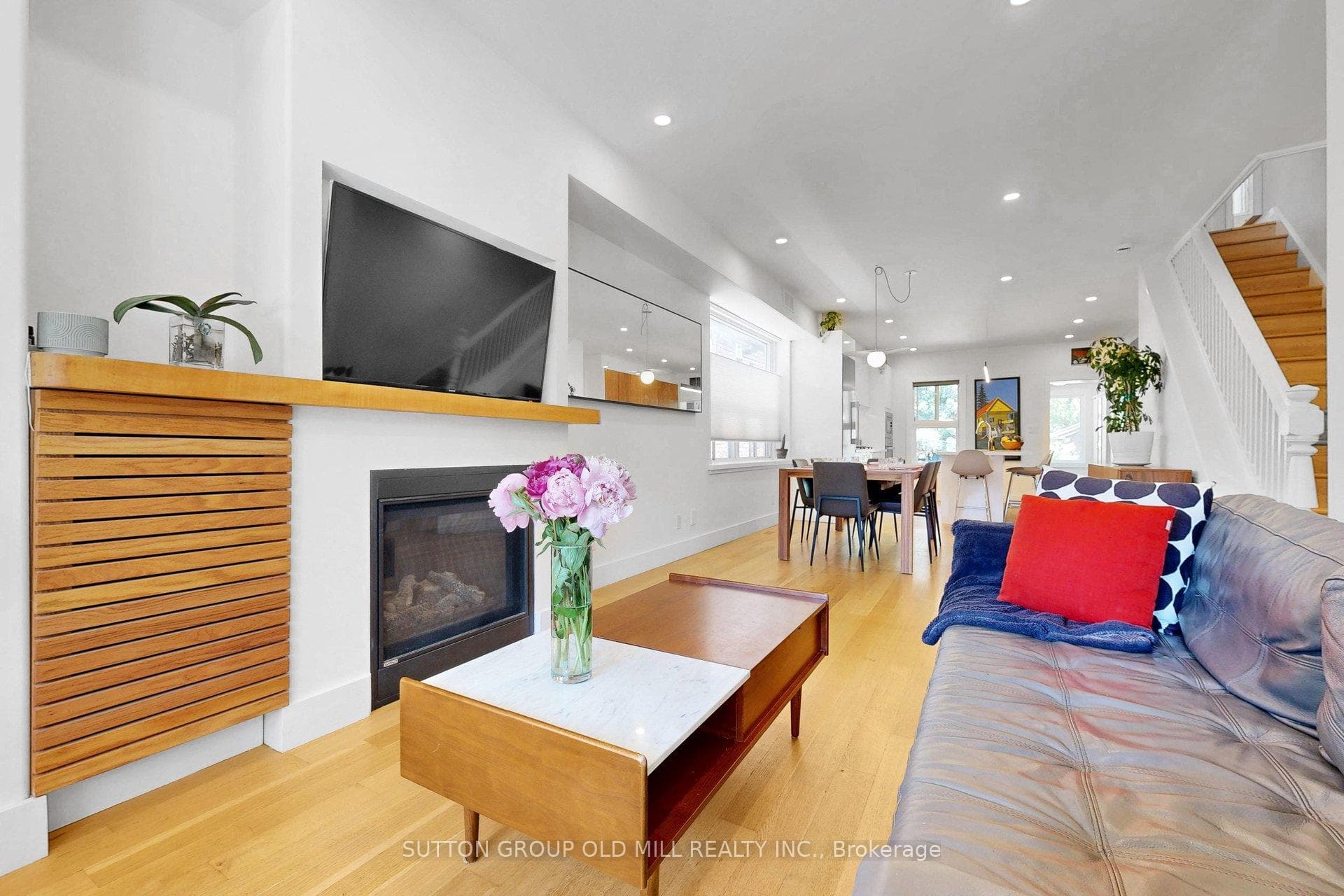 90 Fermanagh Avenue photo 10