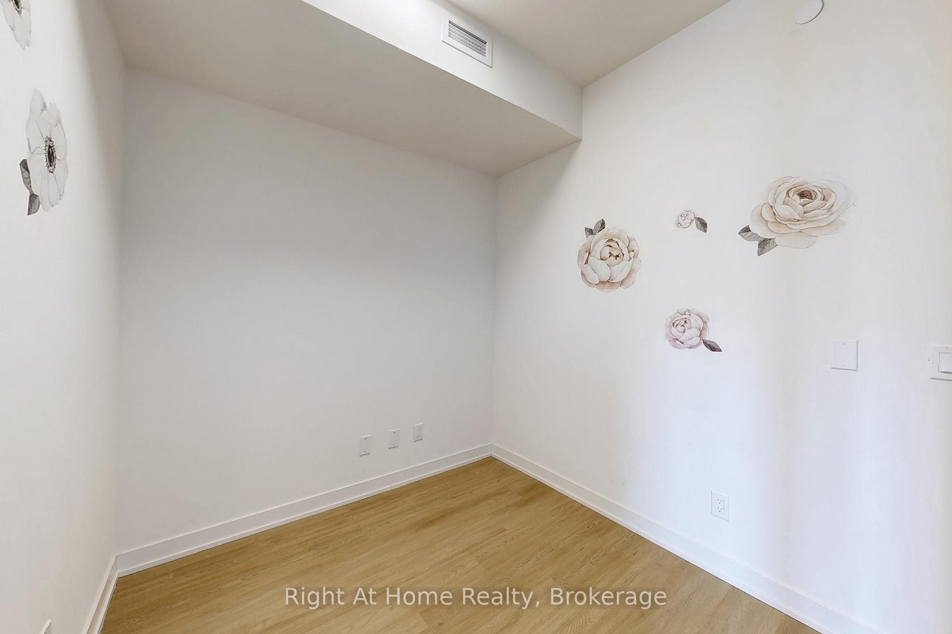 10 Deerlick Court Unit 2208 photo 13