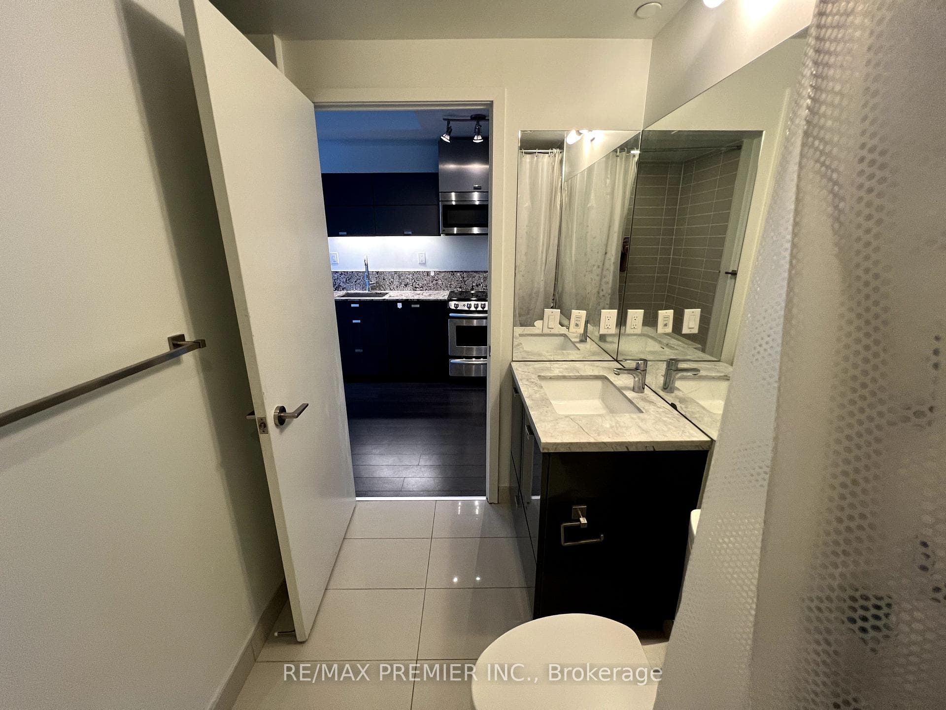 290 Adelaide Street Unit 1503 photo 13