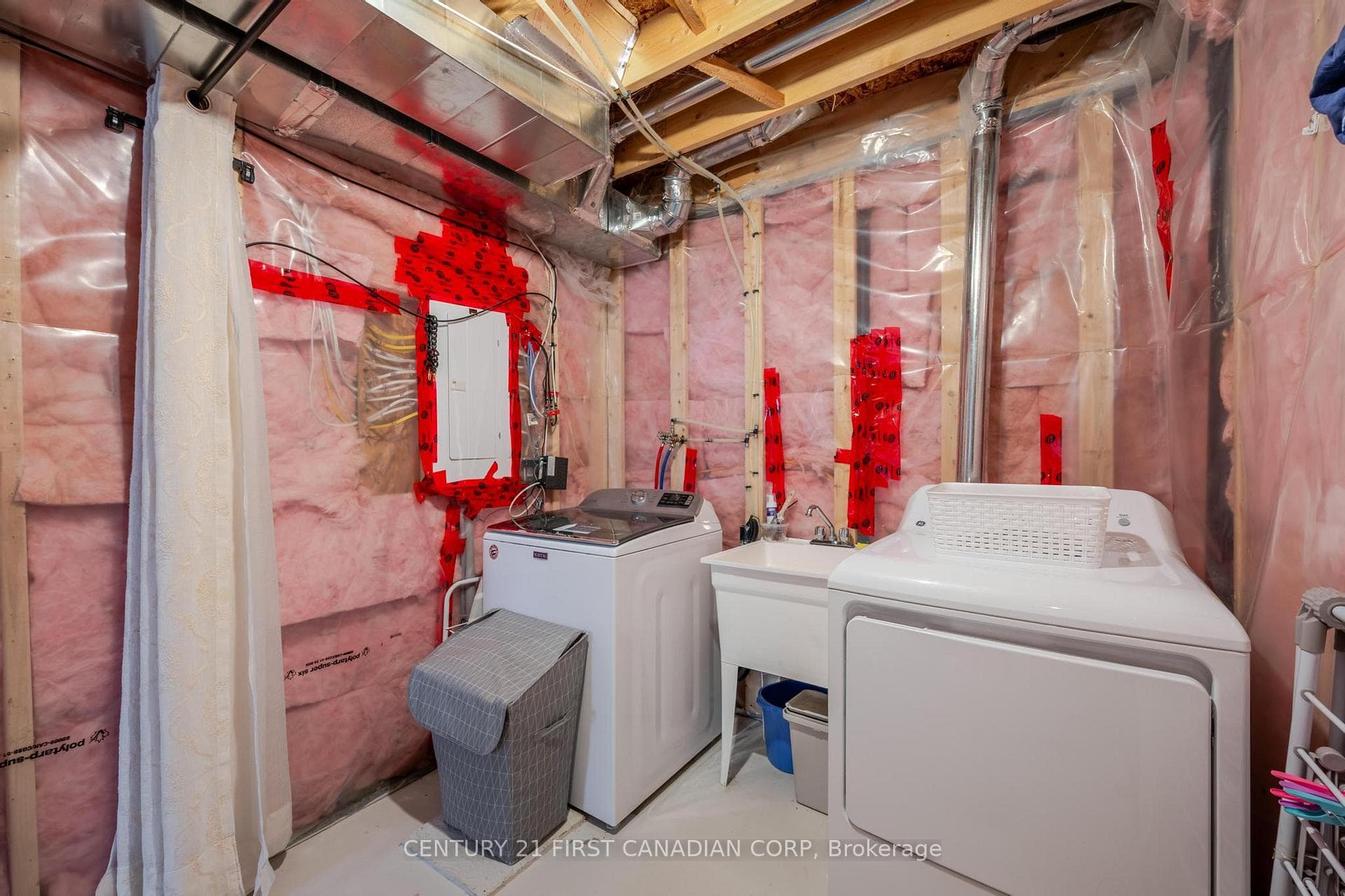 292 Falcon Drive Unit 14 photo 25