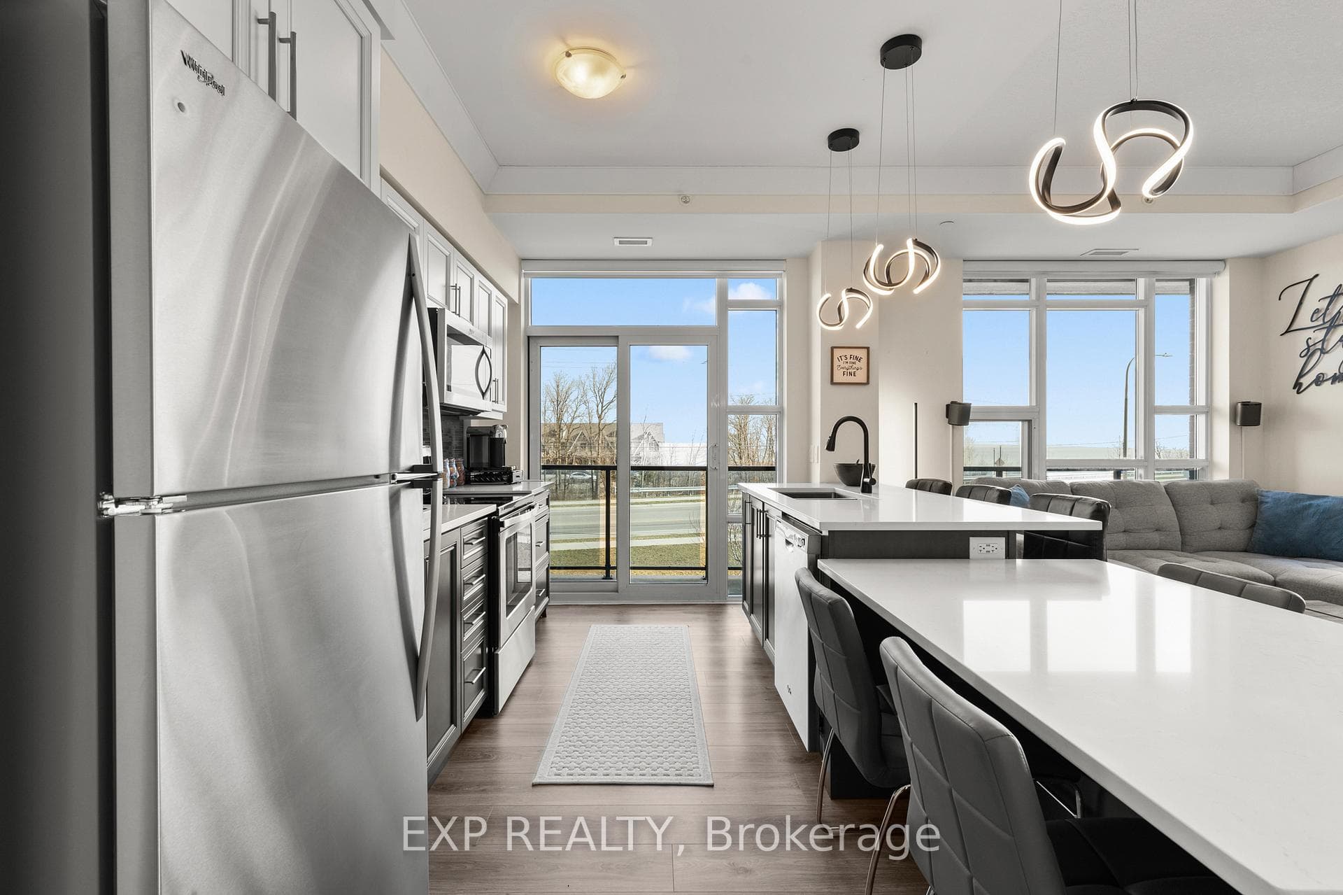 10 Concord Place Unit 209 photo 12
