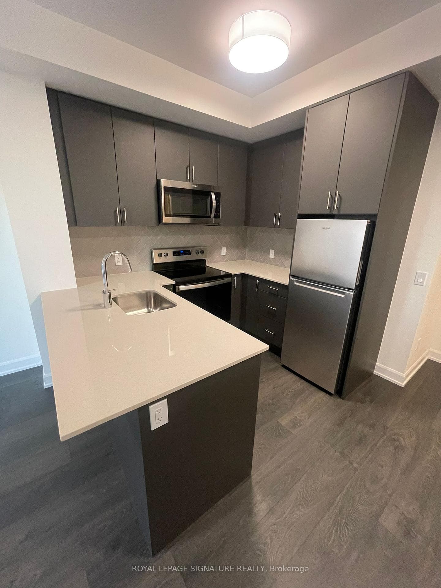 3220 William Coltson Avenue Unit 1407 photo 8