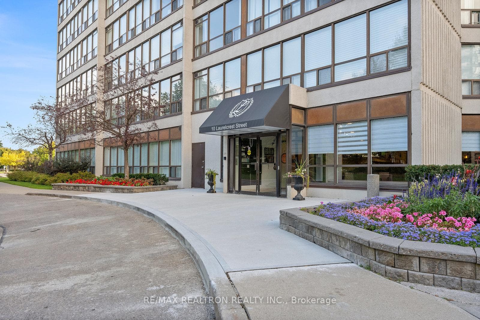 10 Laurelcrest Street Unit 210 photo 33