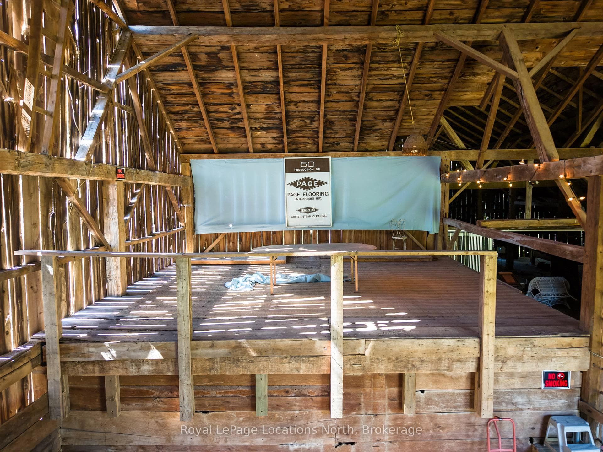 415799 10th Line photo 20