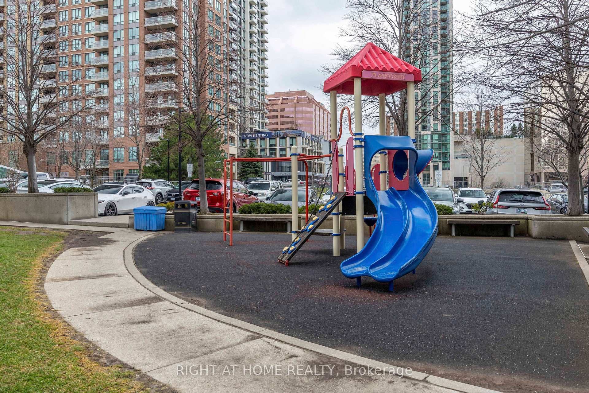 1 Elm Drive Unit 2404 photo 22