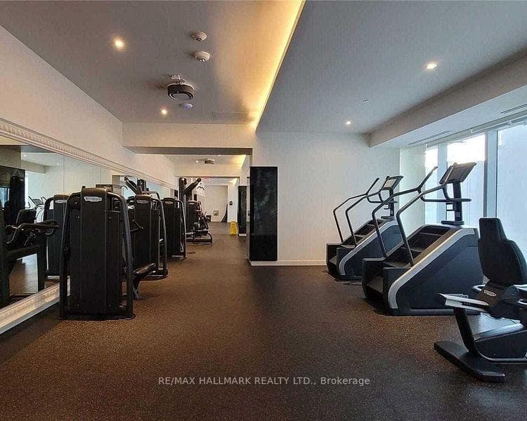 197 Yonge Street Unit 5408 photo 23