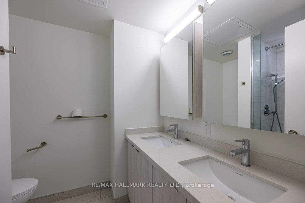 8868 Yonge Street Unit 1507E photo 13