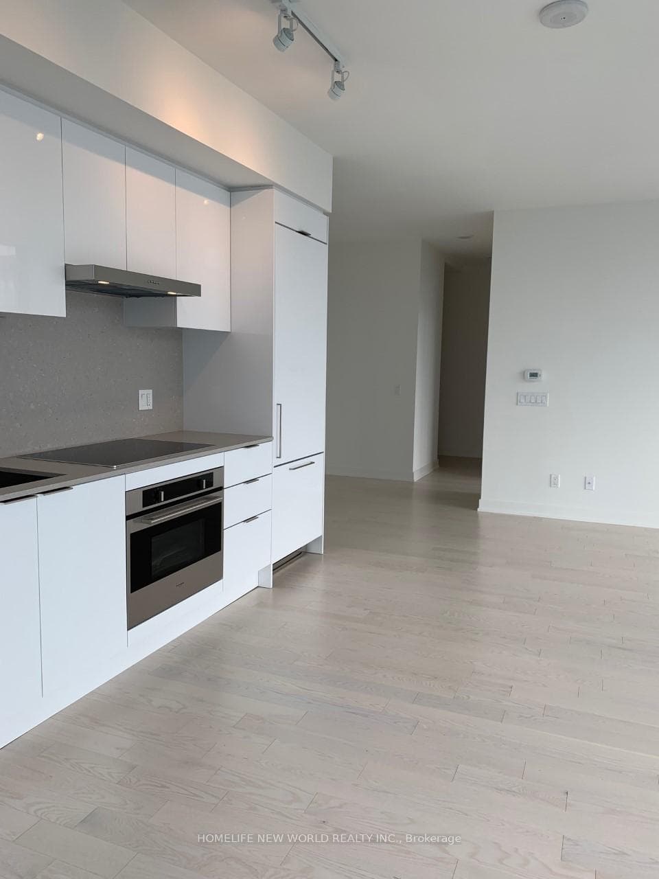 20 Lombard Street Unit 3710 photo 5